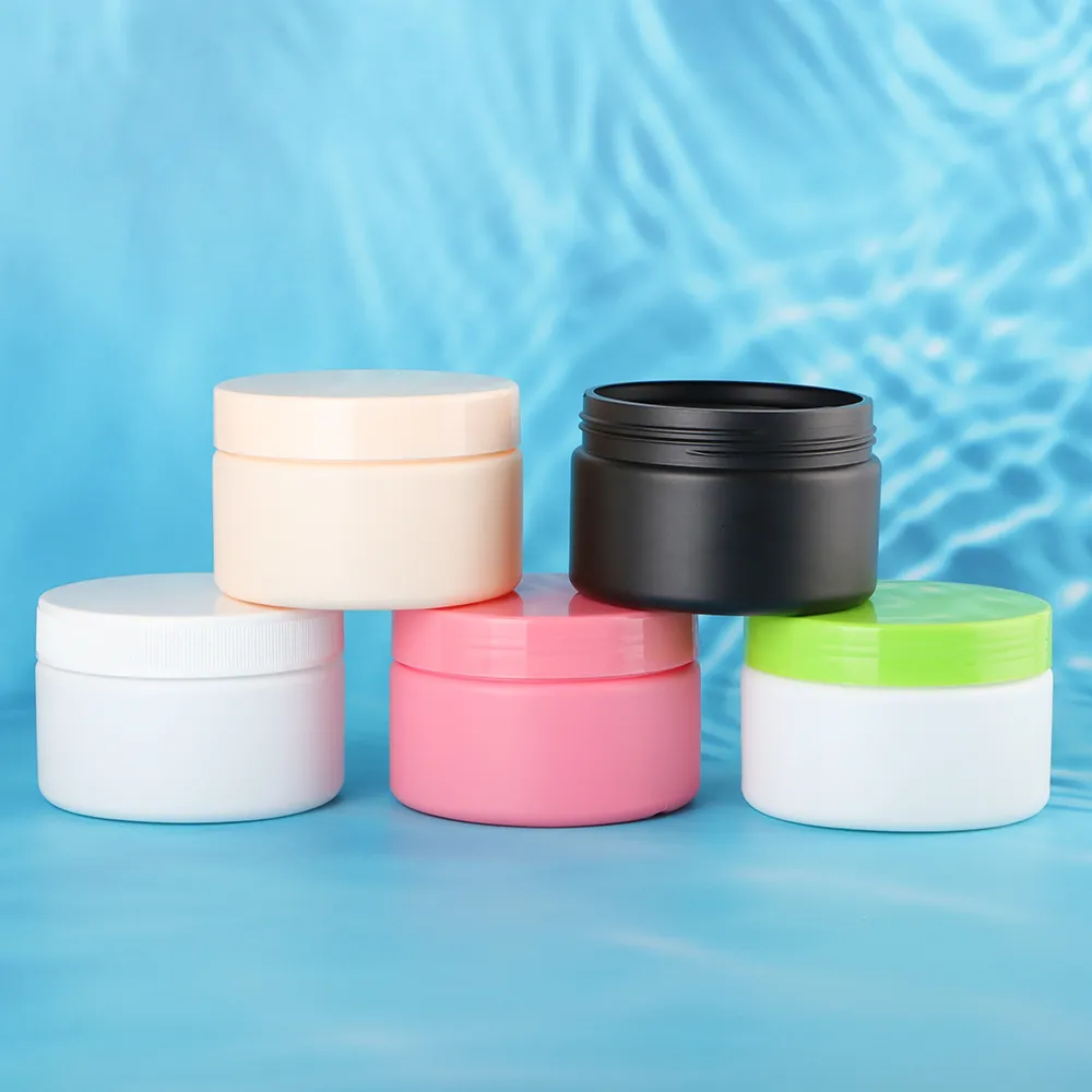 Plastic jars with lids for creams